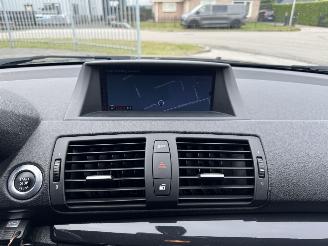 BMW 1-serie 116i  90Kw AIRCO - NAVI picture 14