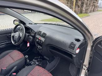 Kia Picanto 1.0 46kw AIRCO picture 16