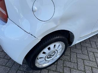 Volkswagen Up! White Up Navi picture 17