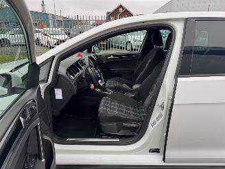Volkswagen Golf 1.4  GTE Clima - Navi picture 12