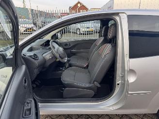 Renault Twingo 1.2 16V Collection AIRCO picture 10