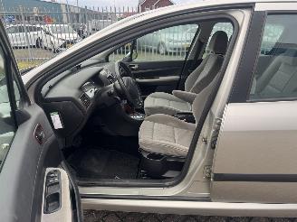Peugeot 307 2.0 16V AUTOMAAT picture 16
