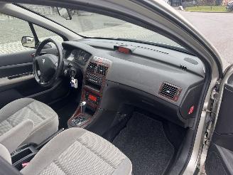 Peugeot 307 2.0 16V AUTOMAAT picture 26