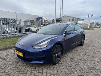 Schadeauto Tesla Model 3  2019/6