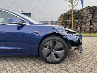 Tesla Model 3  picture 9