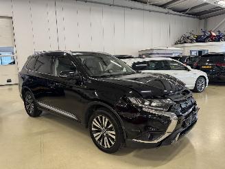 škoda osobní automobily Mitsubishi Outlander 2.0 Intense+  Aut. 7-persoons 2019/8