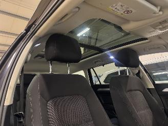 Volkswagen Passat 1.6 TDI Clima - Navi picture 26