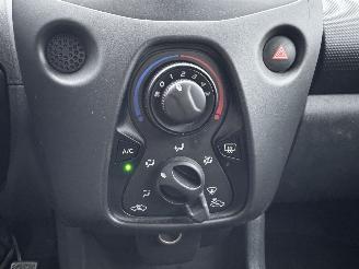 Toyota Aygo 1.0 VVT-i 51Kw AIRCO picture 15