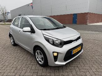 Kia Picanto 1.0  AUTOMAAT  26.000KM!! picture 6