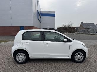 Volkswagen Up! 1.0 44Kw NAIV - AIRCO picture 5