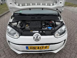 Volkswagen Up! 1.0 44Kw NAIV - AIRCO picture 10