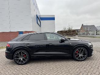Voiture accidenté Audi Q8 60 TFSI e quattro Competition 2020/12