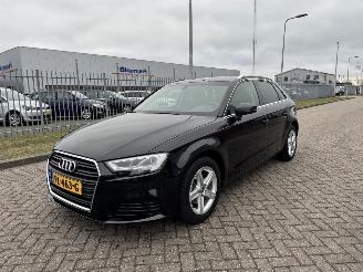 Schadeauto Audi A3 1.0 TFSI S-Tronic   NAVI 2017/7