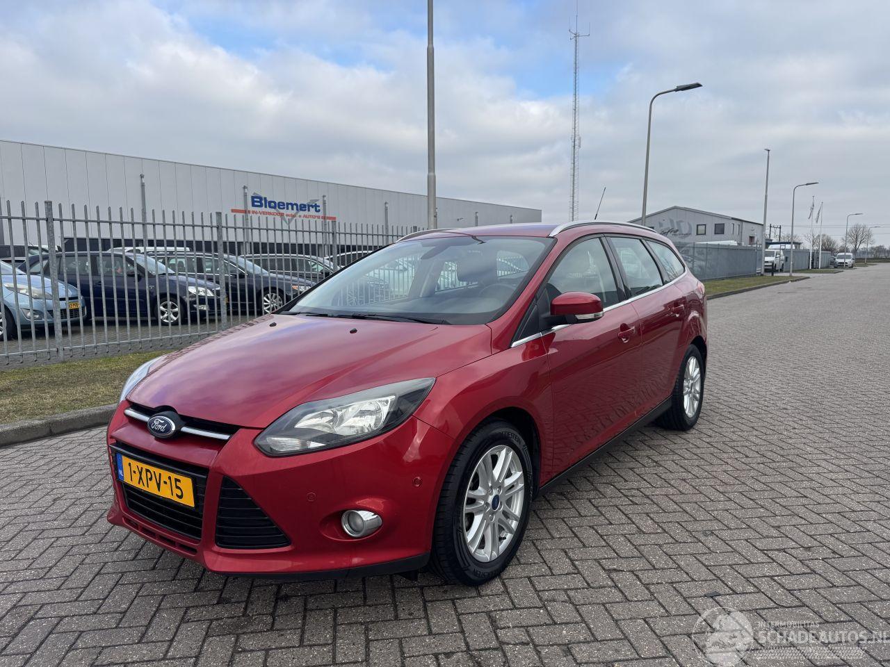 Ford Focus 74kw Navi - Clima