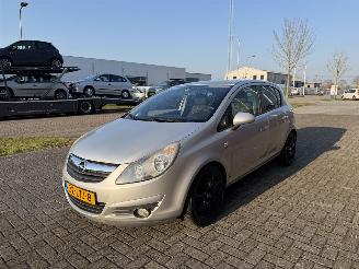 Auto incidentate Opel Corsa 1.4 16V Edition AIRCO 2010/6