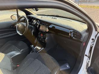 Citroën DS3 1.6 e-HDI So Chic NAVI picture 18
