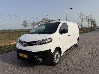 skadebil bedrijf Toyota Proace 1.6 D-4D 95kw AIRCO 2018/7
