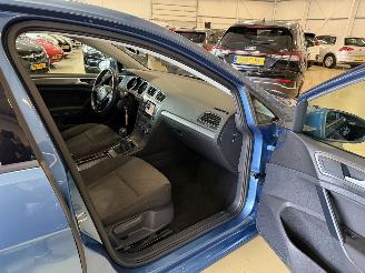 Volkswagen Golf 1.6 TDI 81kw AIRCO - NAVI picture 20