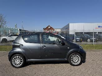 Toyota Aygo 1.0 12V AIRCO picture 2