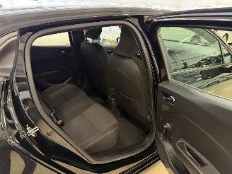 Renault Clio 1.6 E-Tech Hybrid 145 Equilibre picture 21