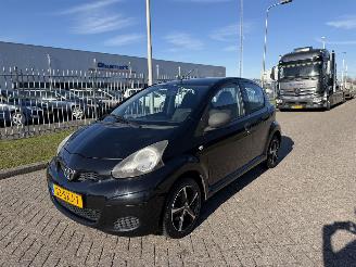 Schadeauto Toyota Aygo 1.0 12V AIRCO 2011/10