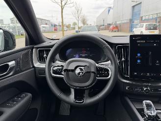 Volvo Xc-60 2.0 T8 AWD Plug-in Hybrid Black Edition picture 28