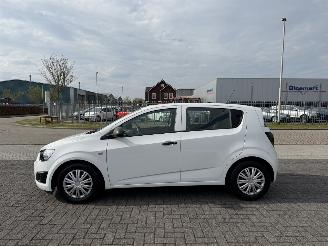 Chevrolet Aveo 1.2 63Kw AIRCO picture 2