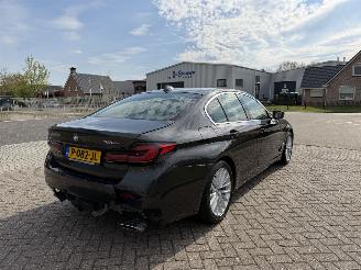 BMW 5-serie 520e Plug-In Hybrid picture 3