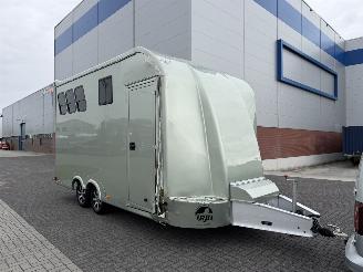 -  RJH  Paardentrailer met living picture 4