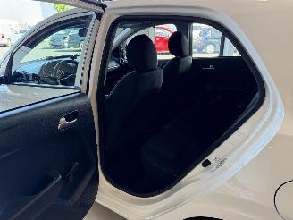 Kia Picanto 1.0 49Kw AIRCO Euro6 picture 11
