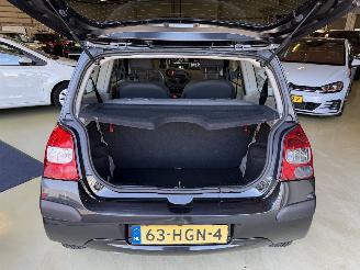 Renault Twingo 1.2 Authentique AIRCO picture 11