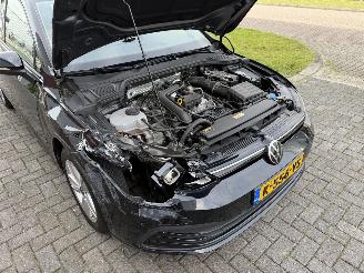 Volkswagen Golf 1.0 TSI 81Kw Clima - Navi picture 28
