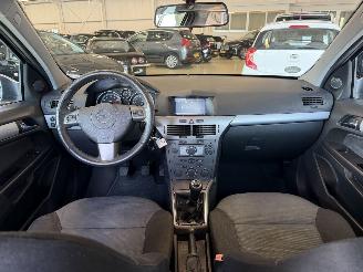 Opel Astra 1.6 77Kw AIRCO picture 13
