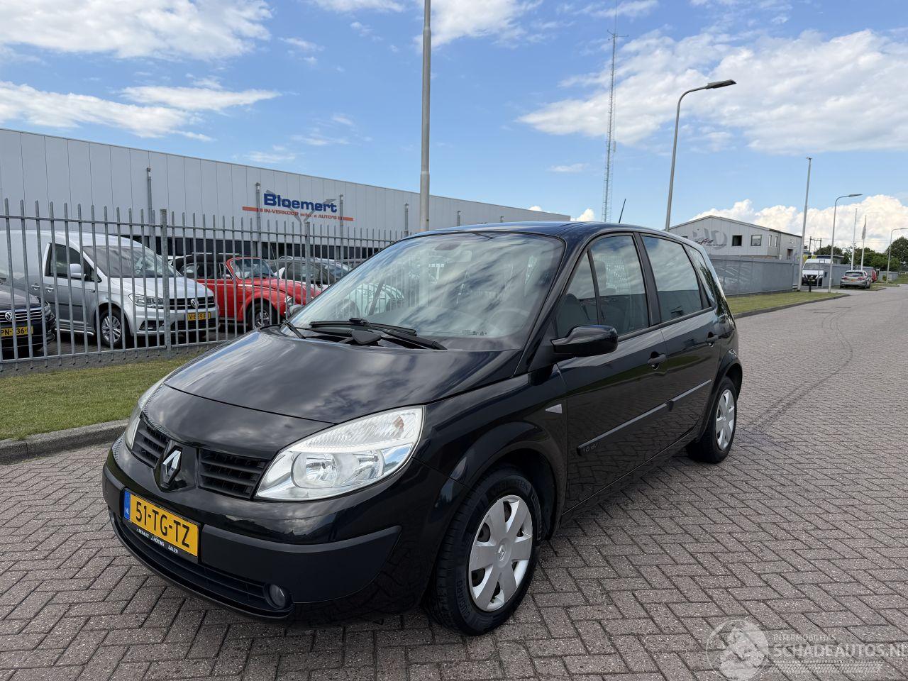 Renault Scenic 1.6 16V 82Kw Clima