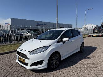 Unfallwagen Ford Fiesta ST-Line 2016/9