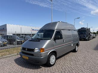 krockskadad bil auto Volkswagen Corsa TDI 65Kw 2000/1