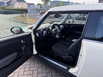 Mini Clubman 1.4 70 kw AIRCO picture 10