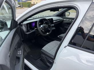 Renault Mégane E-Tech Range Techno 60kWh  3672 km!! picture 9