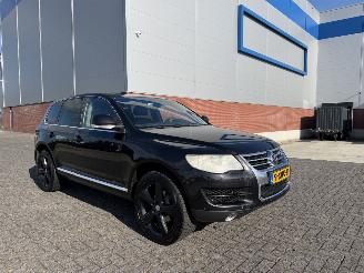skadebil auto Volkswagen Touareg 3.0 V6 TDI 165Kw Clima - Luchtvering 2007/8