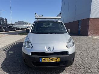 Peugeot Partner 1.6 HDI 66kw AIRCO picture 8