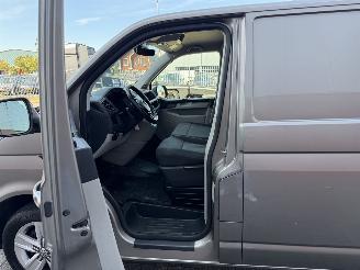Volkswagen Transporter 2.0 TDI 110Kw DSG picture 10