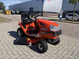Kubota  T1670 Zitmaaier picture 2