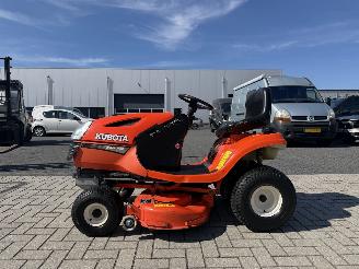 skadebil auto Kubota Corsa T1670 Zitmaaier 2002/1