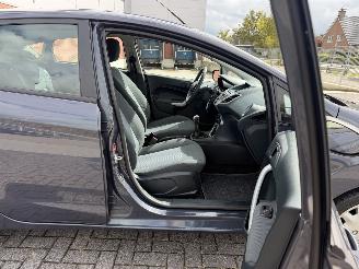 Ford Fiesta 1.25 Champion AIRCO picture 16