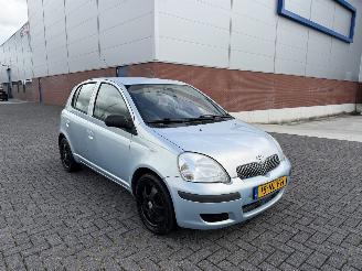 Damaged car Toyota Yaris 1.3 VVT-i Idols 2003/11