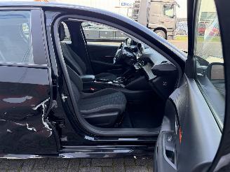 Peugeot e-208 EV Active 50 kWh Clima - Navi picture 22