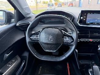 Peugeot e-208 EV Active 50 kWh Clima - Navi picture 18
