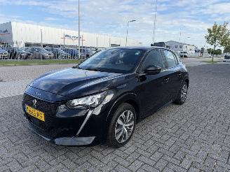 Unfallwagen Peugeot e-208 EV Active 50 kWh Clima - Navi 2020/12