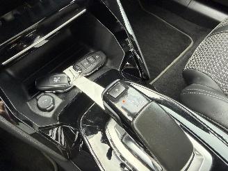 Peugeot e-2008 EV GT 50 kWh picture 33