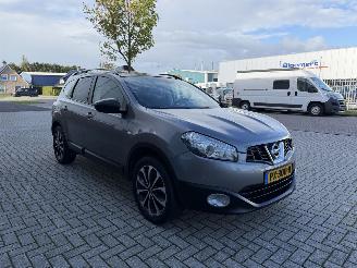 krockskadad bil auto Nissan Qashqai+2 1.6 DCI 96Kw Clima 2014/2